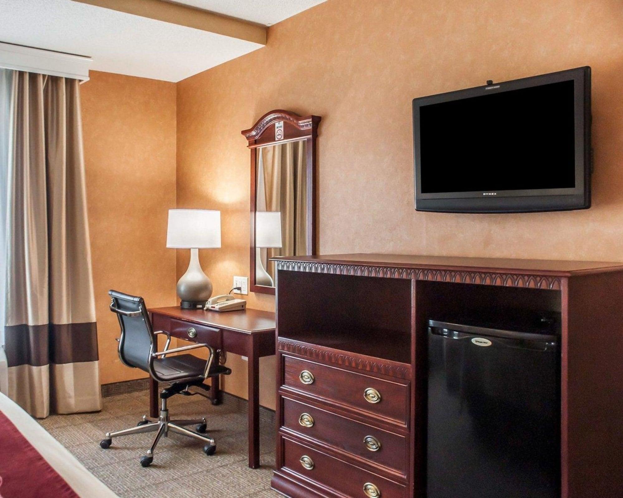 Quality Inn Near Walden Galleria Mall Cheektowaga Zewnętrze zdjęcie