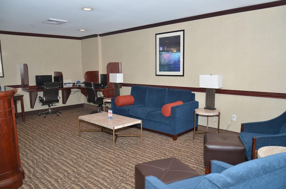 Quality Inn Near Walden Galleria Mall Cheektowaga Zewnętrze zdjęcie
