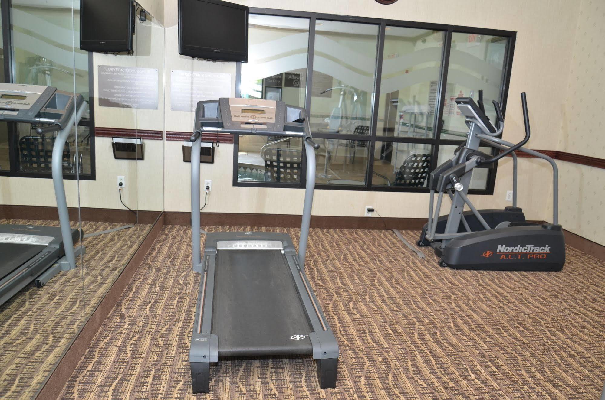 Quality Inn Near Walden Galleria Mall Cheektowaga Zewnętrze zdjęcie