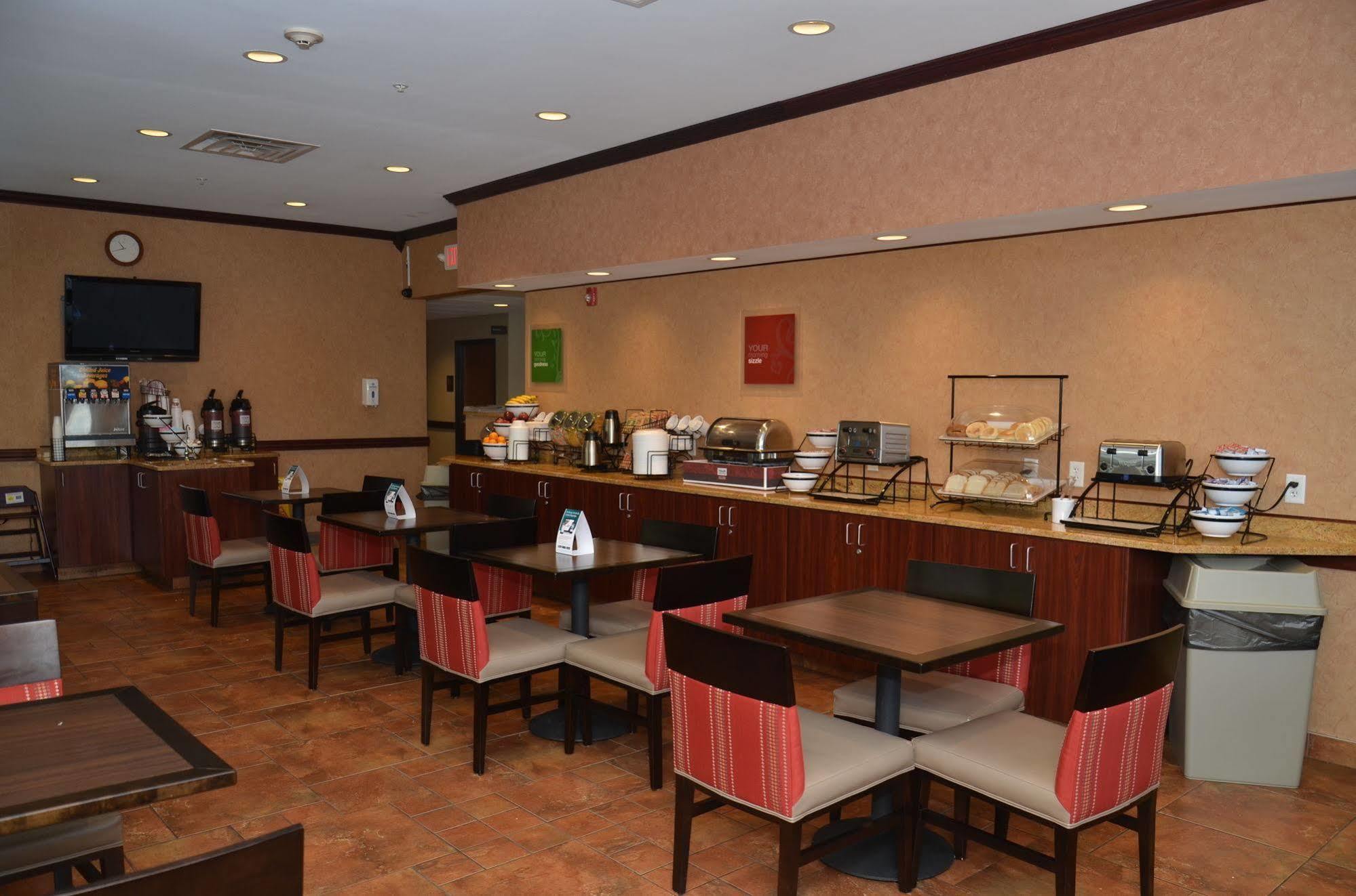 Quality Inn Near Walden Galleria Mall Cheektowaga Zewnętrze zdjęcie