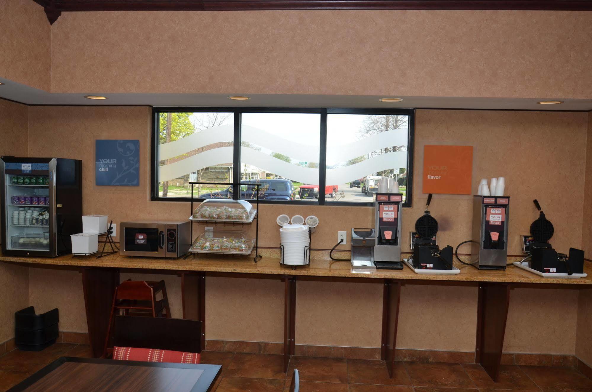 Quality Inn Near Walden Galleria Mall Cheektowaga Zewnętrze zdjęcie