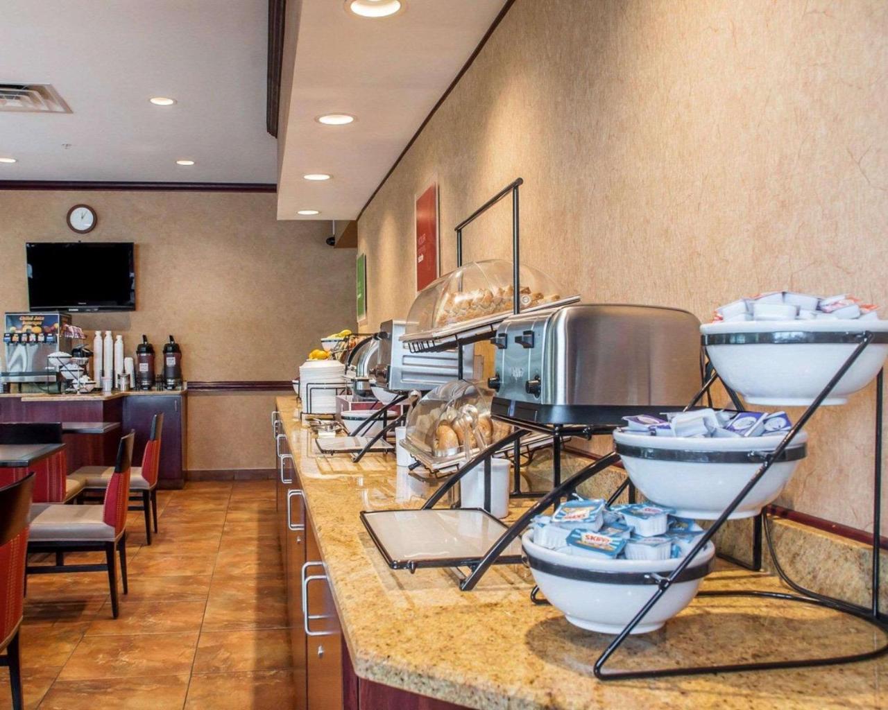 Quality Inn Near Walden Galleria Mall Cheektowaga Zewnętrze zdjęcie