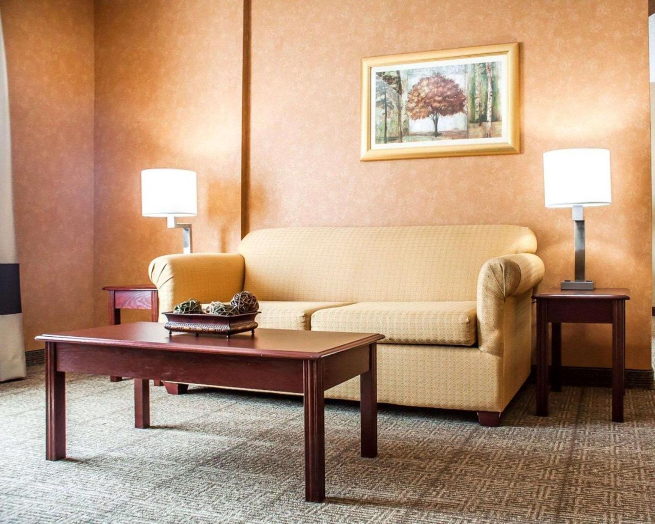 Quality Inn Near Walden Galleria Mall Cheektowaga Zewnętrze zdjęcie
