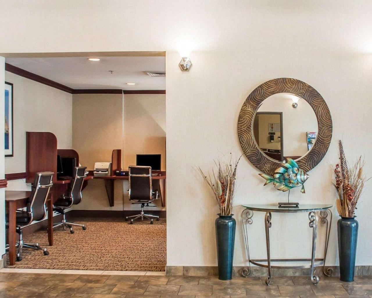 Quality Inn Near Walden Galleria Mall Cheektowaga Zewnętrze zdjęcie